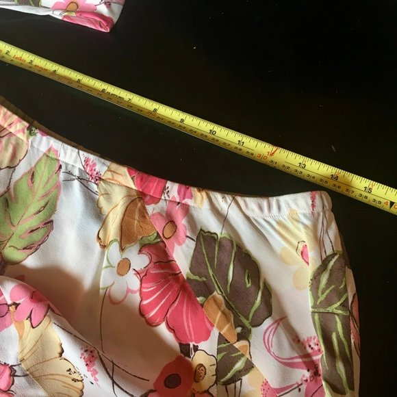 Casual Studio Top and Skirt set = "Dress" - Picture 8 of 11